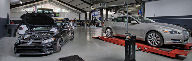 What characteristics of a trustworthy auto repair company should you be looking for in Houston?